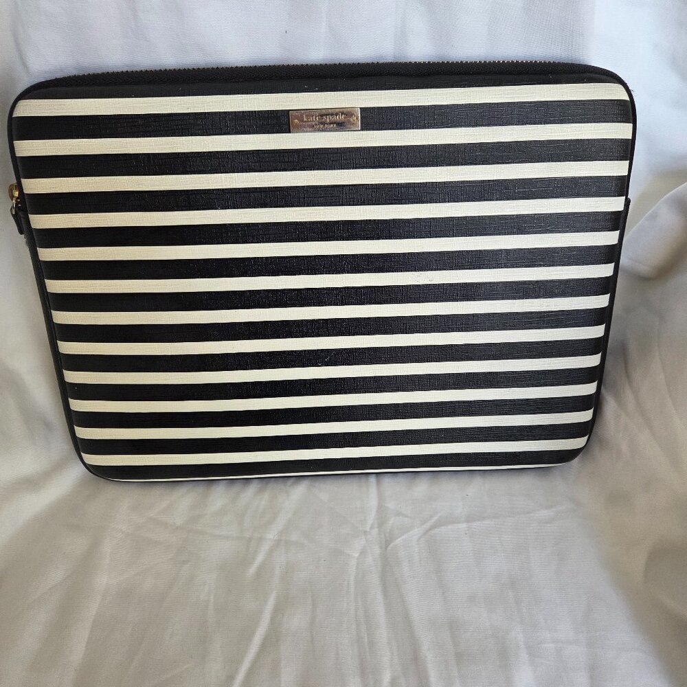 Kate Spade New York Fairmont Square laptop or tablet sleeve